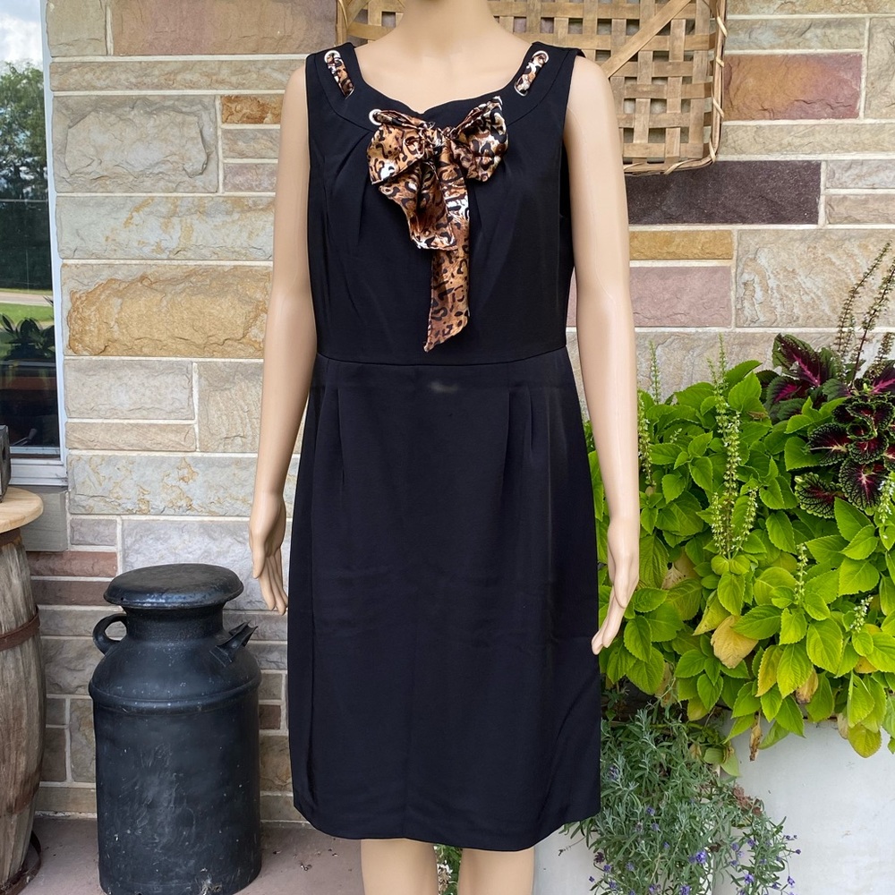 Clari.e Tie‎ Neck Black Dress